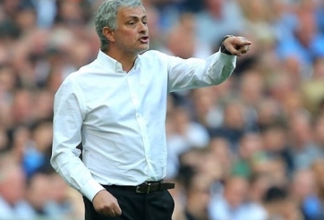 HLV Mourinho nói gì về màn ngược dòng xuất sắc trước Tottenham?