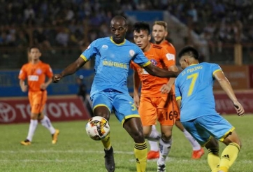 Ngoại binh V-League trả lời báo Pháp: ‘8-10 năm nữa, VN sẽ được biết đến nhiều hơn’