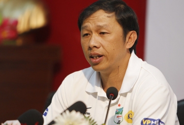 HLV HAGL ‘nắn gân’ đội bóng của Toshiya Miura