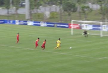 Video bàn thắng: U17 HAGL 0-2 U17 SLNA (giải U17 Quốc gia)