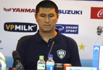 HLV Uzbekistan: ‘Tôi ấn tượng mạnh với một cầu thủ của VN'