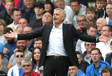 Mourinho chán ngán, từ chối chỉ trích học trò