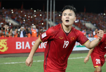 VIDEO: Những pha xử lý 'ảo diệu' vạn người mê của Quang Hải