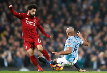 “Đốn củi” Salah, Kompany khẳng định mình trong sạch