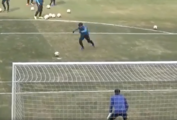 Công Phượng biểu diễn panelka khiến CĐV Incheon phấn khích