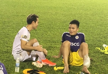 Cầu thủ HAGL và Hà Nội để lại hình ảnh đẹp sau trận đại chiến