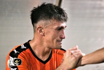 Văn Công bắt penalty sai luật, Đỗ Merlo bật khóc vì thất vọng