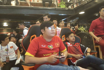 Bị chạm vào lòng tự ái, Duy Mập đè bẹp Darkvegas trong ngày thách đấu