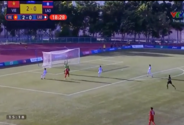 VIDEO: Văn Hậu bị trọng tài tước đi 1 bàn thắng hợp lệ