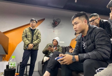 Tabi ngược dòng Quang Barca để tranh vé đi Indonesia