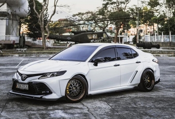 Chiếc Toyota Camry độ như siêu xe của dân chơi Tây Ninh