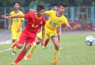 Bóng đá tuổi U và vấn nạn bạo lực: Các em tôi còn trẻ quá!