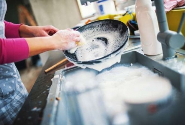 10 công việc nhà sẽ giúp bạn giảm cân