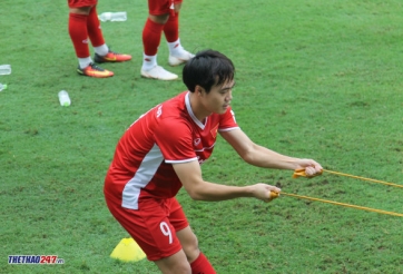 Cầu thủ thích nhuộm tóc nhất ĐTVN xướng tên Văn Toàn