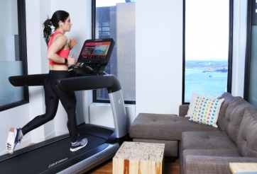 Mẹo đơn giản để đi trên máy chạy bộ 'lâu' hơn