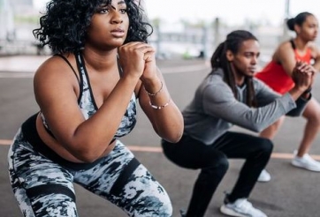 Tập squat mỗi ngày có tốt không?