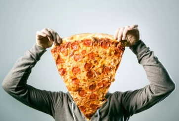 Hậu quả của ăn quá nhiều không chỉ dừng lại ở 'thừa cân'