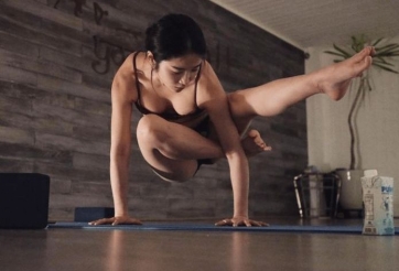 Cô giáo yoga sở hữu 'body tuyệt đẹp' nhờ tập luyện