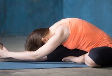 5 tư thế yoga nên làm vào buổi sáng để sống khỏe