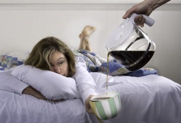 Ngưng uống cafe vào thời điểm này để không bị mất ngủ