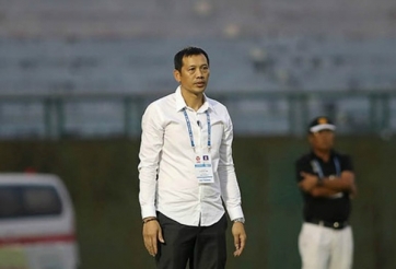 Lãnh đạo SLNA không cho HLV Đức Thắng từ chức
