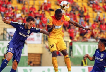 Tiến Linh không ghi bàn, Bình Dương vẫn cầm 1 điểm rời Lạch Tray