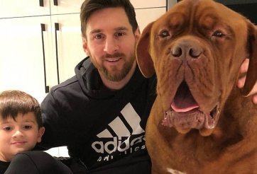 Messi biến chó cưng thành nạn nhân sân cỏ