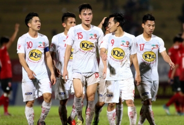 HAGL gục ngã trước TP HCM trong trận cầu 8 bàn