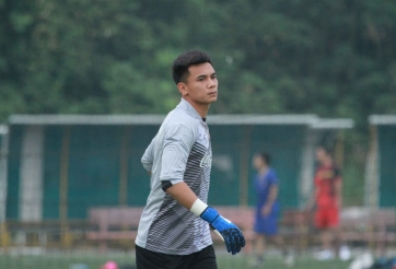 Thủ môn Văn Cường đưa ra thông điệp gây bất ngờ cho HLV Park