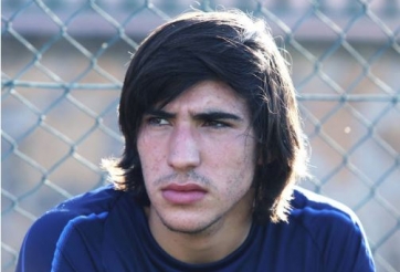 Thần đồng được mệnh danh 'truyền nhân' Pirlo được nhiều ông lớn săn đón