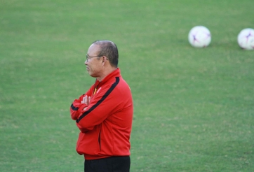 HLV Park Hang Seo tiếp tục 'phá lệ' với ĐT Việt Nam