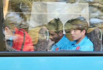 HLV Park đưa học trò đi ăn nhà hàng xem Lebanon đấu Triều Tiên