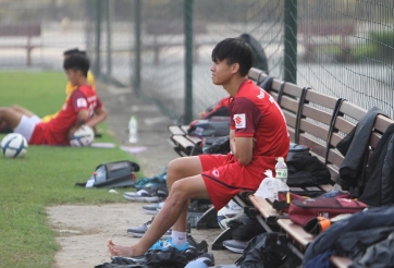 VIDEO: Sao 'hụt' ĐT Việt Nam dính chấn thương trước giải Đông Nam Á