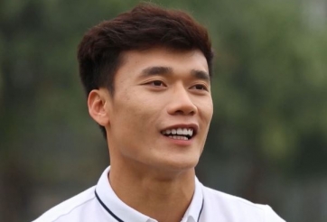 Bùi Tiến Dũng: 'Tôi có ước mơ được bắt cho Real Madrid'