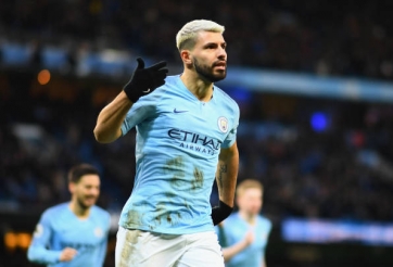 Arsenal thua đậm Man City sau cú hattrick của Aguero