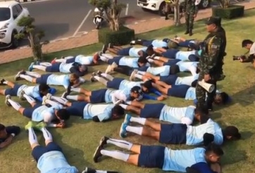 VIDEO: Xuân Trường được rèn tính chiến đấu bởi quân đội Thái Lan