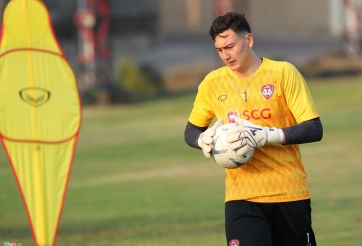 Đặng Văn Lâm không bỏ thói quen cũ khi sang Muangthong