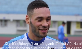 VIDEO: Ngoại binh Mỹ của Quảng Ninh ấn tượng với Công Phượng