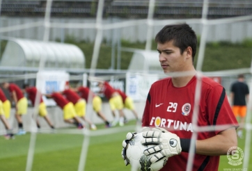 Cầu thủ Séc gốc Việt: 'Tôi đá ở châu Âu trước rồi về V.League sau'