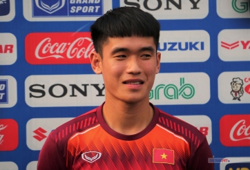 'Của để dành' của thầy Park e thẹn khi trả lời báo giới