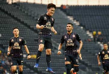 Báo chí Thái Lan 'nức lòng' với siêu phẩm của Lương Xuân Trường