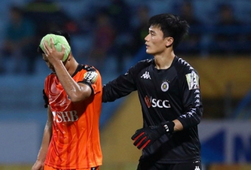 Bùi Tiến Dũng vẫn được vinh danh dù để thủng lưới ngày ra mắt Hà Nội FC