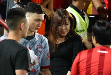 Bùi Thị Yến Xuân lần đầu tiên xuất hiện công khai bên Đặng Văn Lâm