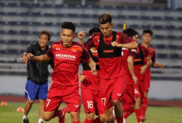 Đội tuyển Việt Nam trước King's Cup: Im lặng trước cơn bão tố