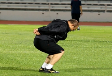 VIDEO: Những khoảnh khắc cực đáng yêu của HLV Park tại King's Cup