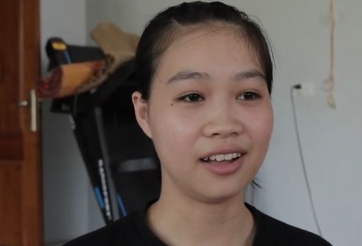 Em gái Công Phượng suýt khóc khi chúc anh trai thành công trên đất Pháp