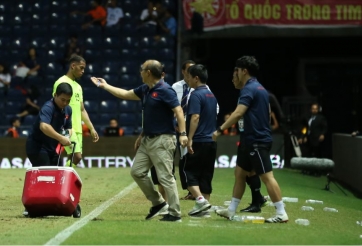 'Trả 100.000-200.000 USD cho HLV Park mà vào được World Cup thì cũng đáng'