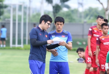 Thầy Park lại có trợ lý ngôn ngữ mới trước SEA Games 30