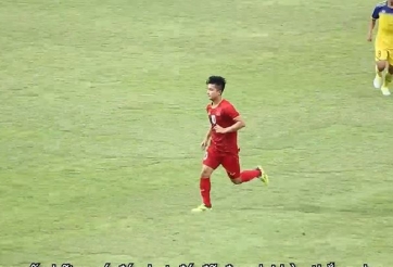 VIDEO: Không ghi bàn, Martin Lò vẫn gây ấn tượng mạnh với thầy Park Hang-seo