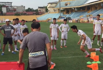 VIDEO: Cầu thủ HAGL luyện khả năng đeo bám trước trận Hà Nội